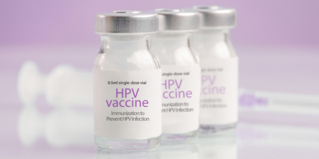 Immagine decorativa: Vaccino HPV e intervento su cellule anomale